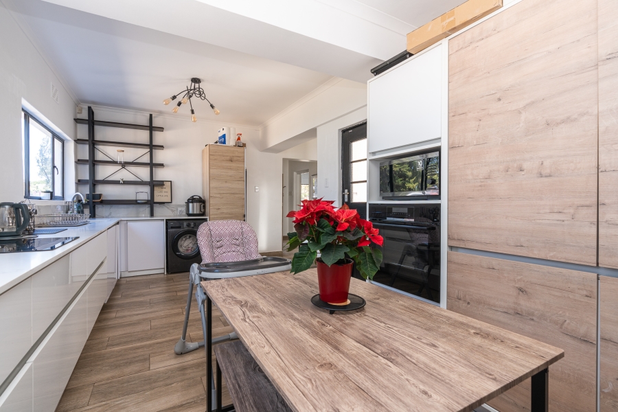 4 Bedroom Property for Sale in Pinelands Western Cape